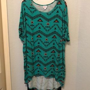 LuLaRoe Irma Top - M (SEE SIZING CHART)